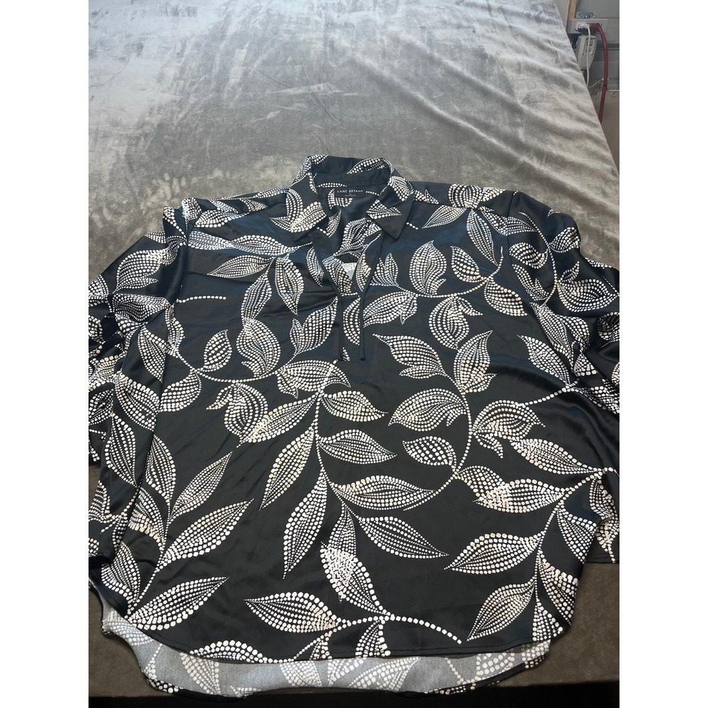 Lane Bryant Women's Black White Floral Print Long Sleeve Button Down Shirt